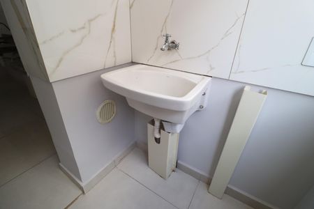 Apartamento para alugar com 69m², 2 quartos e 1 vagaCozinha e Área de Serviço
