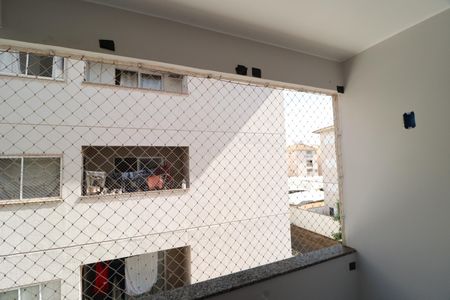 Sacada de apartamento para alugar com 2 quartos, 69m² em Morumbi, Uberlândia