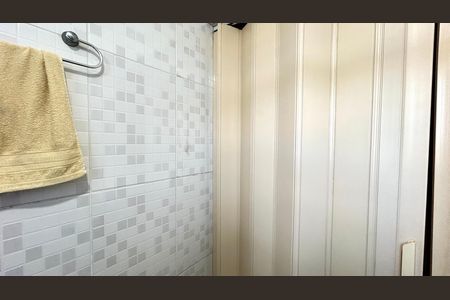 Banheiro de apartamento para alugar com 2 quartos, 48m² em Jardim do Triunfo, Guarulhos