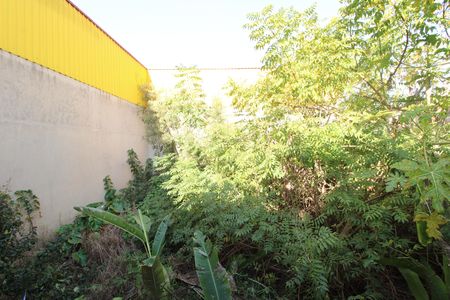 Área de Serviço e quintal de casa à venda com 3 quartos, 250m² em Jardim Sao Pedro, São Paulo