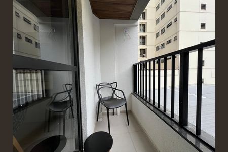 Studio para alugar com 25m², 1 quarto e sem vaga Studio para alugar com 25m², 1 quarto e sem vagaVaranda