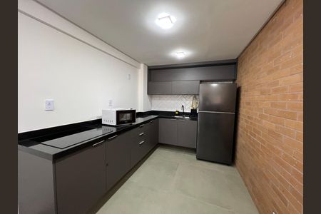Studio para alugar com 25m², 1 quarto e sem vaga Studio para alugar com 25m², 1 quarto e sem vagaÁrea comum - Salão de festas 2