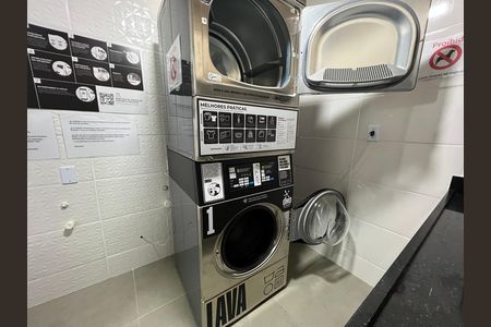 Studio para alugar com 25m², 1 quarto e sem vaga Studio para alugar com 25m², 1 quarto e sem vagaÁrea comum - Lavanderia