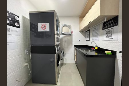 Studio para alugar com 25m², 1 quarto e sem vaga Studio para alugar com 25m², 1 quarto e sem vagaÁrea comum - Lavanderia