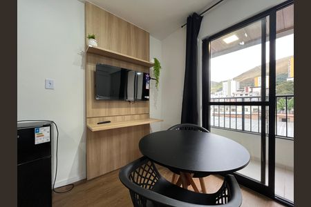 Sala de kitnet/studio para alugar com 1 quarto, 25m² em São Mateus, Juiz de Fora