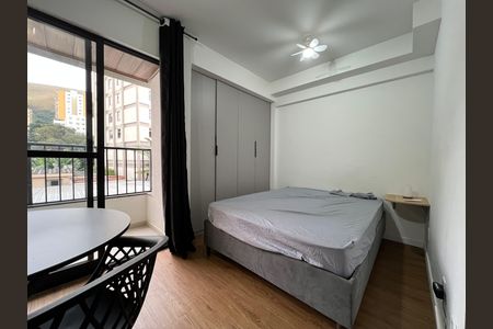 Studio para alugar com 25m², 1 quarto e sem vaga Studio para alugar com 25m², 1 quarto e sem vagaQuarto