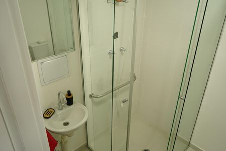 Banheiro de kitnet/studio para alugar com 1 quarto, 25m² em Penha de França, São Paulo