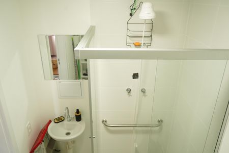 Banheiro de kitnet/studio para alugar com 1 quarto, 25m² em Penha de França, São Paulo
