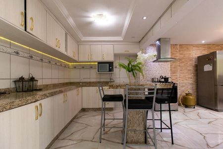 Casa de Condomínio à venda com 3 quartos, 175m² em Sítio Cercado, Curitiba