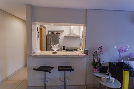 Cozinha de apartamento para alugar com 3 quartos, 89m² em Funcionários, Belo Horizonte
