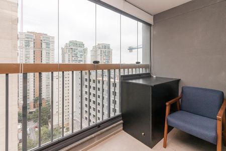 Varanda de kitnet/studio para alugar com 1 quarto, 25m² em Brooklin, São Paulo