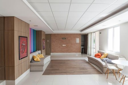 Apartamento à venda com 120m², 4 quartos e 2 vagas Apartamento à venda com 120m², 4 quartos e 2 vagasÁrea comum - Salão de festas 2