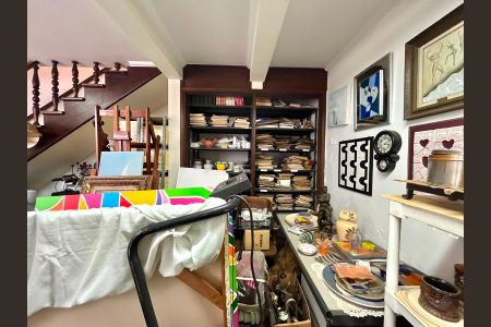 Casa à venda com 301m², 4 quartos e 4 vagas Casa à venda com 301m², 4 quartos e 4 vagasSala 3