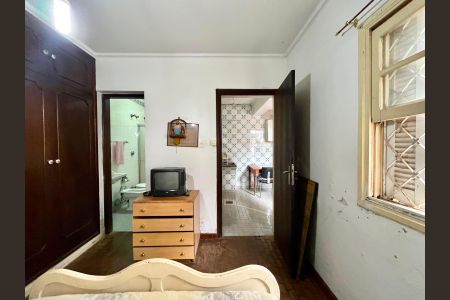 Casa à venda com 301m², 4 quartos e 4 vagas Casa à venda com 301m², 4 quartos e 4 vagasSuíte 4