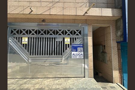 Fachada de casa para alugar com 2 quartos, 65m² em Parque Imperial, Barueri