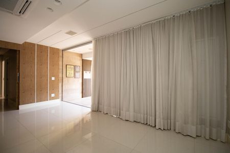 Apartamento para alugar com 145m², 3 quartos e 2 vagasSala