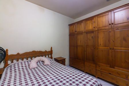 Casa à venda com 300m², 5 quartos e 1 vaga Casa à venda com 300m², 5 quartos e 1 vagaQuarto 1