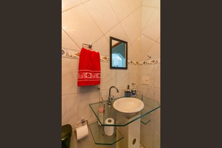 Casa à venda com 300m², 5 quartos e 1 vaga Casa à venda com 300m², 5 quartos e 1 vagaBanheiro 1
