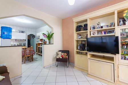 Casa à venda com 300m², 5 quartos e 1 vaga Casa à venda com 300m², 5 quartos e 1 vagaSala