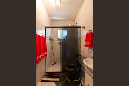 Casa à venda com 300m², 5 quartos e 1 vaga Casa à venda com 300m², 5 quartos e 1 vagaBanheiro 1