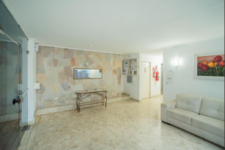Apartamento para alugar com 31m², 1 quarto e sem vagaHall social
