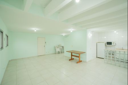 Apartamento para alugar com 31m², 1 quarto e sem vagaÁrea comum - Salão de festas