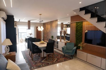 Sala de Estar - Jantar de casa de condomínio à venda com 3 quartos, 170m² em Alphaville, Santana de Parnaíba
