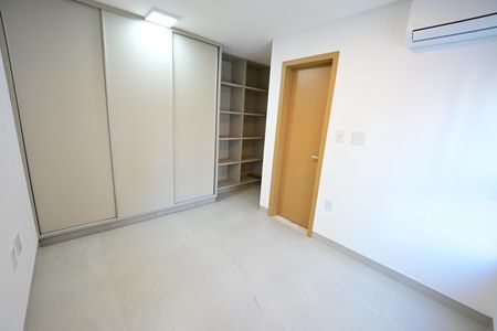 Apartamento para alugar com 2 quartos, 69m² em Setor Bueno, Goiânia