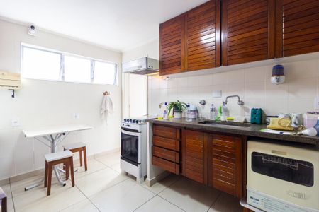 Cozinha de apartamento para alugar com 3 quartos, 142m² em Pinheiros, São Paulo