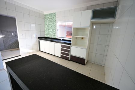 Casa para alugar com 300m², 3 quartos e 4 vagas