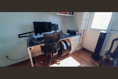 Apartamento à venda com 2 quartos, 50m² em Quitaúna, Osasco
