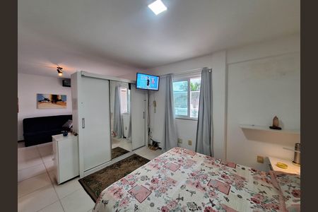 Suíte 1 de apartamento à venda com 2 quartos, 100m² em Itaipu, Niterói