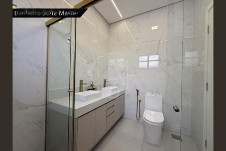 Casa de condomínio à venda com 187m², 3 quartos e 4 vagas