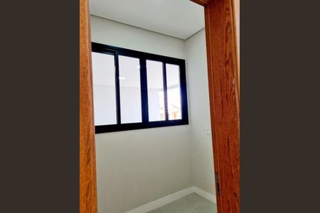 Casa de condomínio à venda com 220m², 3 quartos e 4 vagas