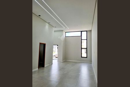 Casa de condomínio à venda com 220m², 3 quartos e 4 vagas