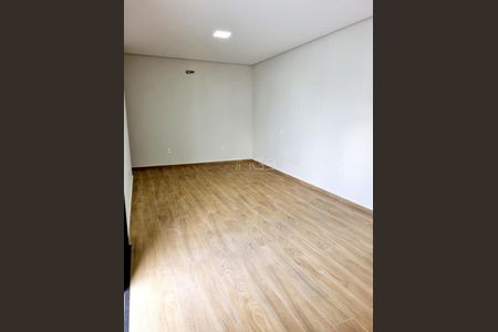 Casa de condomínio à venda com 220m², 3 quartos e 4 vagas