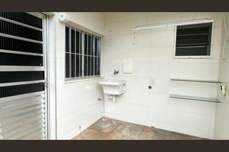 Casa à venda com 2 quartos, 205m² em Núcleo Residencial Professor Carlos Aldrovandi, Indaiatuba
