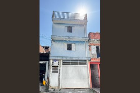 Fachada de casa para alugar com 3 quartos, 125m² em Conjunto Habitacional A. E. Carvalho, São Paulo