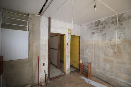 Casa à venda com 0 quarto, 98m² em Navegantes, Porto Alegre