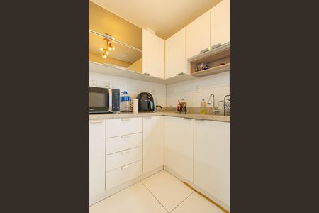 Cozinha de apartamento à venda com 2 quartos, 72m² em Marechal Rondon, Canoas