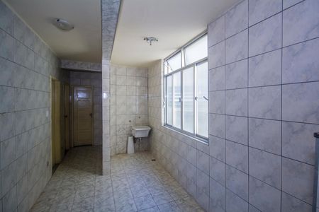 Apartamento para alugar com 90m², 2 quartos e sem vagaCozinha e Área de Serviço