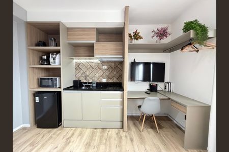 Kitnet/Studio para alugar com 1 quarto, 21m² em Belenzinho, São Paulo