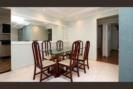 Apartamento para alugar com 117m², 3 quartos e 2 vagas Apartamento para alugar com 117m², 3 quartos e 2 vagasSala