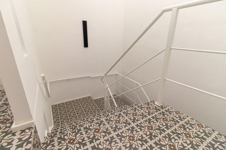 Escada de acesso de apartamento à venda com 2 quartos, 55m² em Vila Lucia, São Paulo