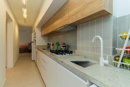 Cozinha e Área de Serviço de apartamento à venda com 2 quartos, 55m² em Vila Lucia, São Paulo