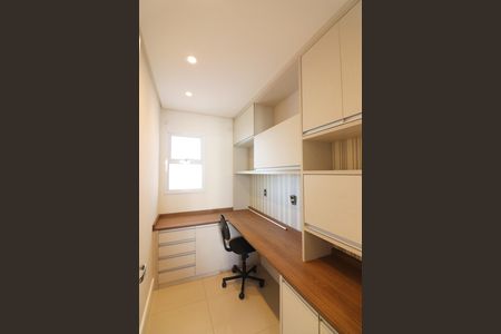 Apartamento para alugar com 107m², 2 quartos e 2 vagasEscritório