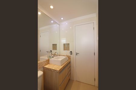 Apartamento para alugar com 107m², 2 quartos e 2 vagasSuíte 1 Banheiro 