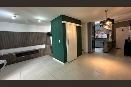 Sala de casa de condomínio à venda com 3 quartos, 111m² em Medeiros, Jundiaí