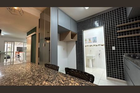Cozinha de casa de condomínio à venda com 3 quartos, 111m² em Medeiros, Jundiaí