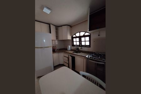 Cozinha de casa à venda com 2 quartos, 125m² em Jardim Ana Maria, Santo André